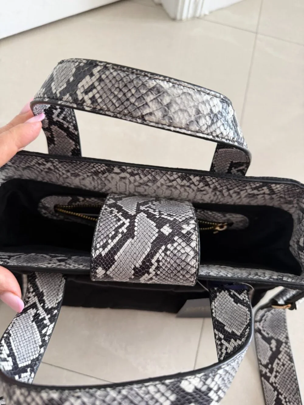 Cavalli Class Milano RMX Crossbody Satchel/Handbag – Black Leopard Accent